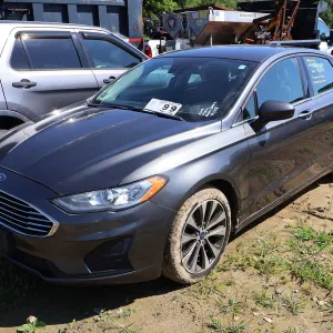 2019 Ford Fusion Sedan (8BM678)
