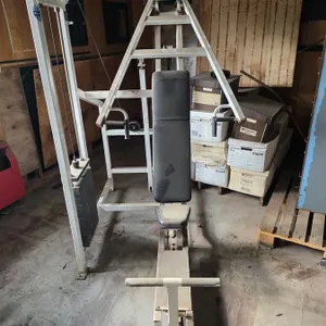 (#10) Cybex Model 4060 Incline Press