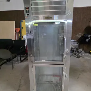 (#23) Traulsen AHT132WUT-HHG Glass-Door Commercial Refrigerator