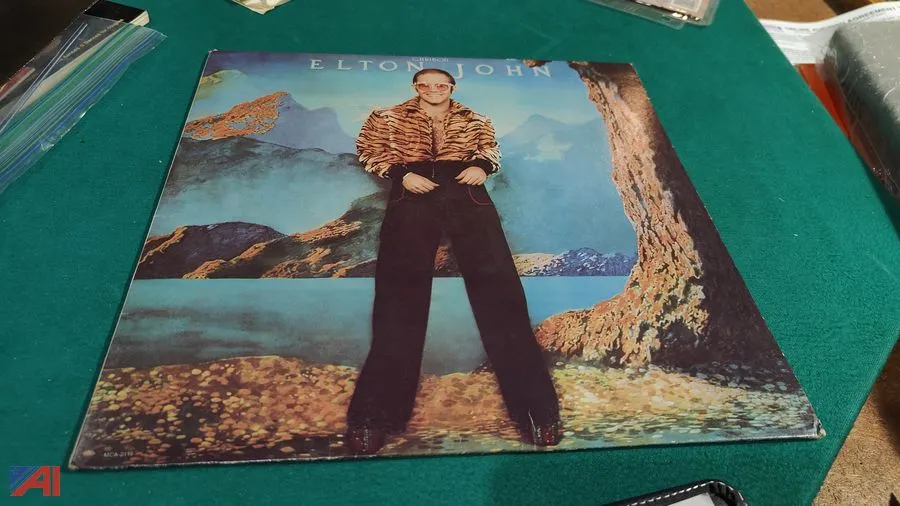 Elton John – Caribou – 1st Edition