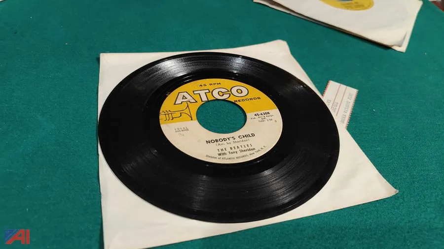 Beatles 45 – “Ain’t She Sweet/Nobody’s Child”