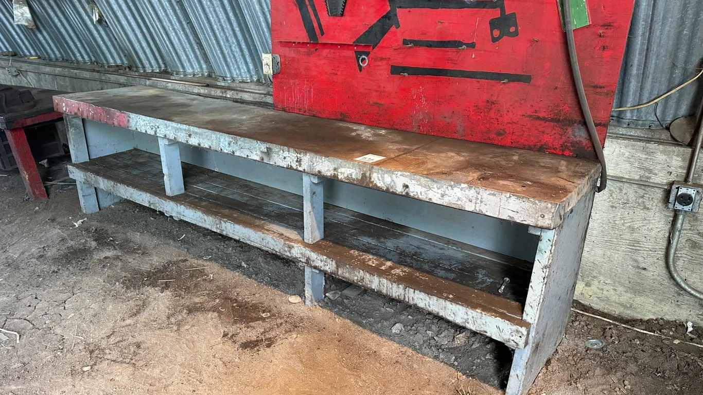 Wooden Work Bench