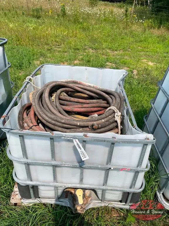 Tote of Air Hose