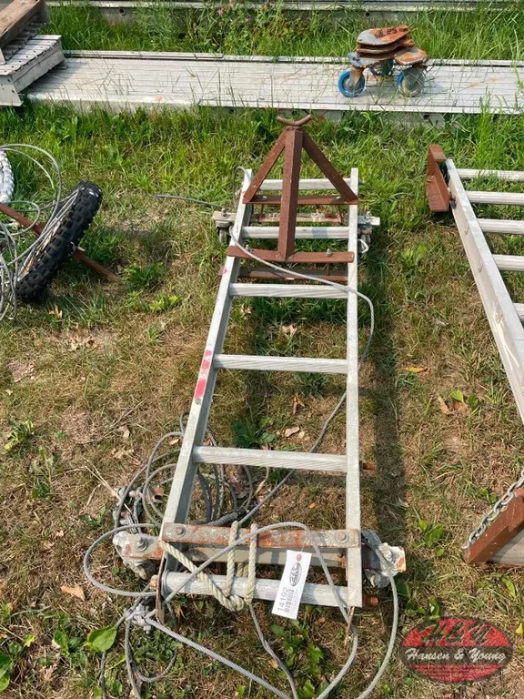Short Ladder