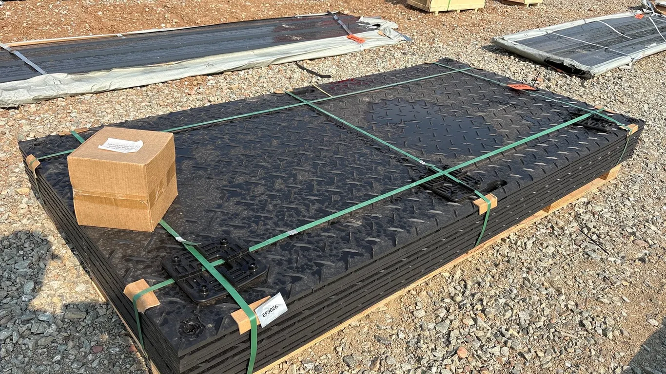 (12) Unused 4'X8' Roadbed Protection Pads
