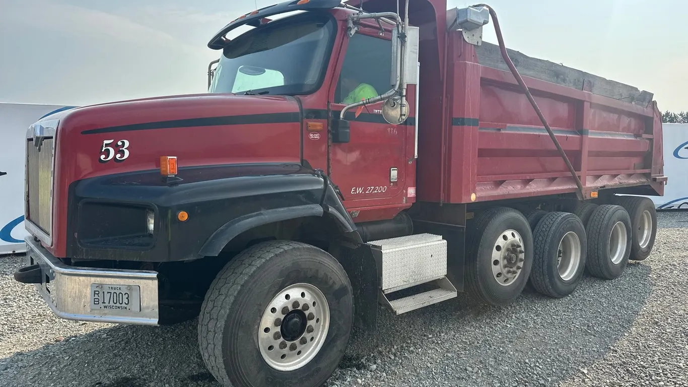 2004 International 5600I Quad Axle Dump Truck