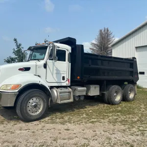 2006 Peterbilt  Tandem Axle Dump Truck