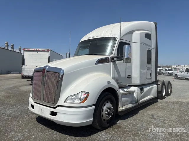2019 Kenworth T680 6x4 T/A Sleeper Truck Tractor
