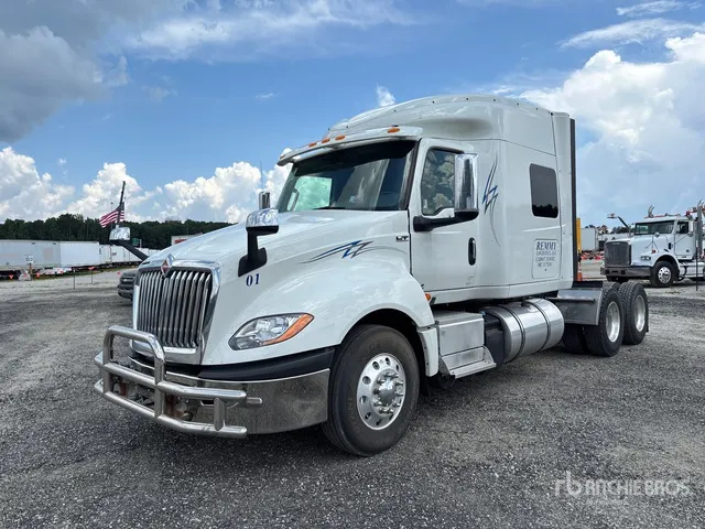 2019 International LT625 6x4 T/A Sleeper Truck Tractor