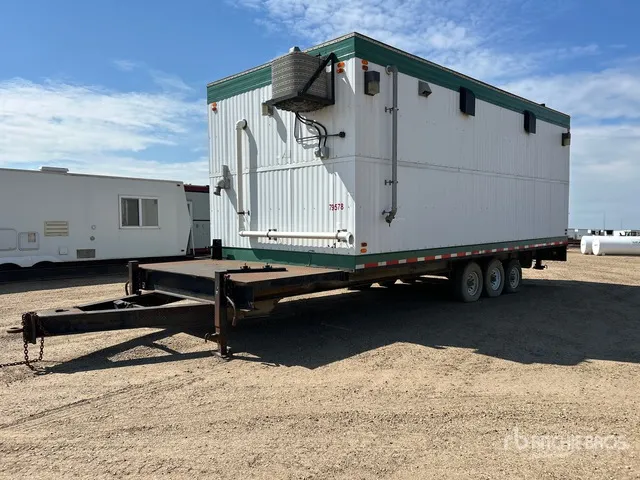 2010 Custom Built 24 ft x 11 ft Portable Tri/A Lavatory Wash Trailer Washcar