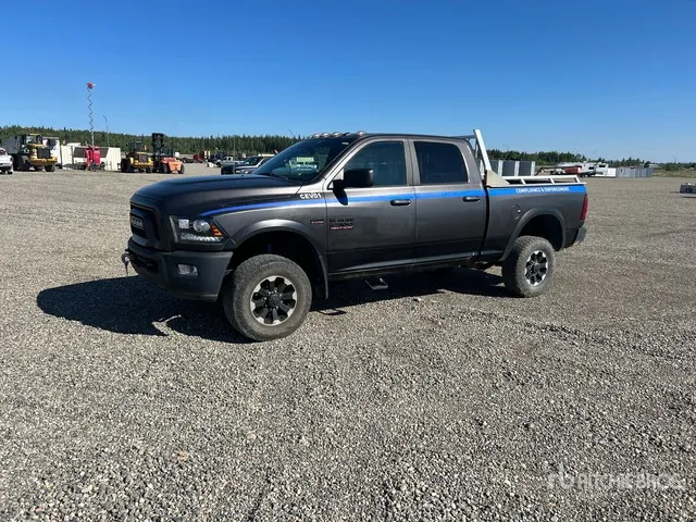 2017 Ram 2500 4x4 Crew Cab Pickup