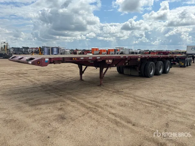 2005 Lode King 42 ft Tri/A Flatbed Oilfield Trailer
