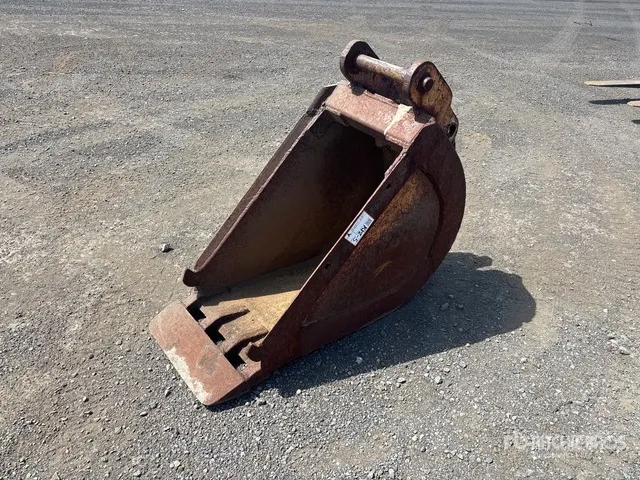 17 in Backhoe Loader Bucket