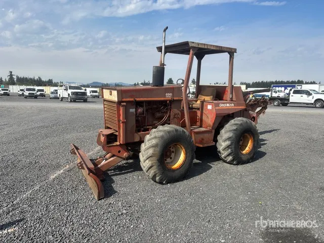 1982 Ditch Witch 6510DD 4x4 Trencher