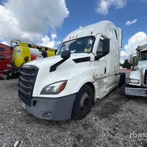 2022 Freightliner Cascadia 126 6x4 T/A Sleeper Truck Tractor