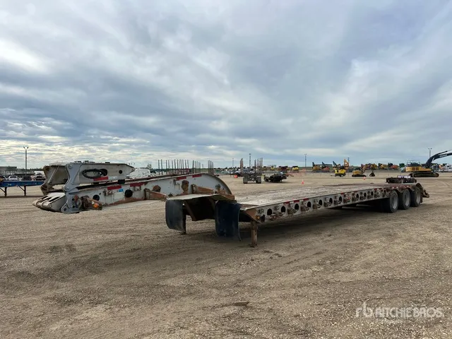 2013 K-Line KLH207 55 ton Tri/A Lowboy Trailer