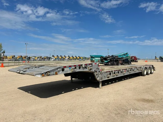 2014 Gerry's KSN401 53 ft Tri/A Trombone Folding Neck Trailer
