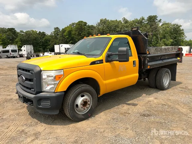 2012 Ford F-350 XL 4x2 Dump Truck