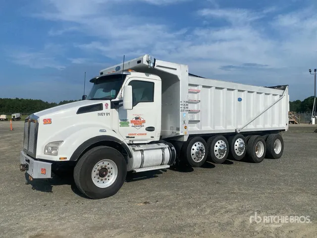 2018 Kenworth T800 12x4 Five Axle Dump Truck