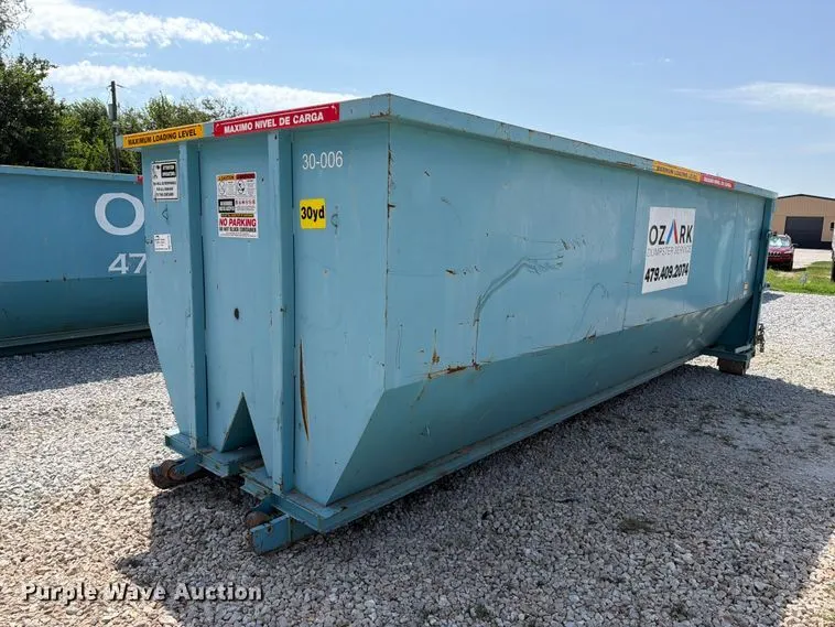 Roll-off dumpster