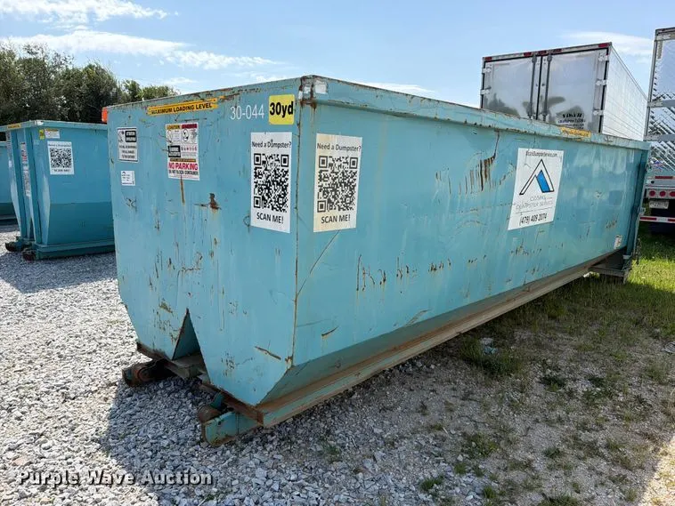 Roll-off dumpster