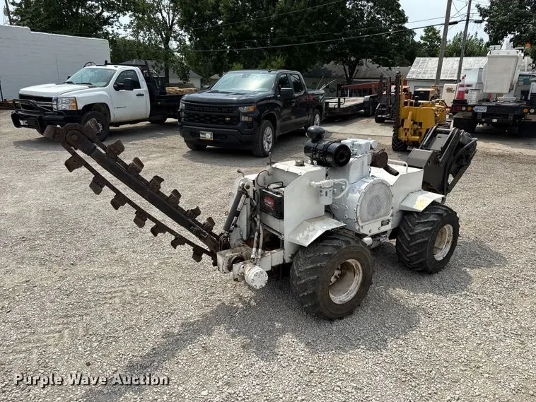 1990 Bobcat 2021 trencher