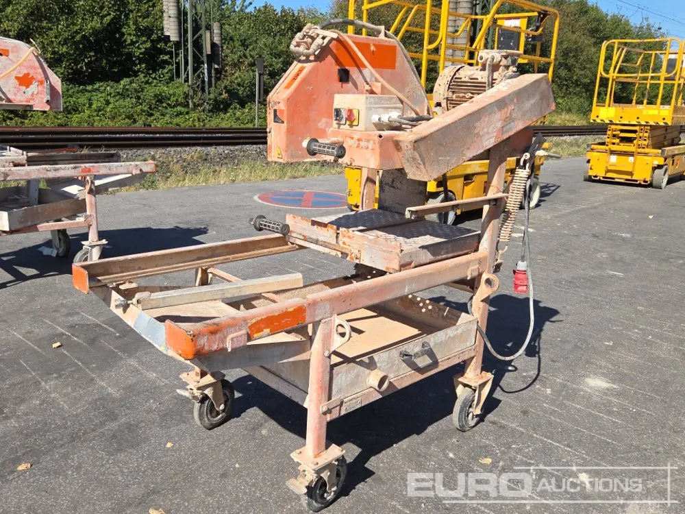 Masonry Saw