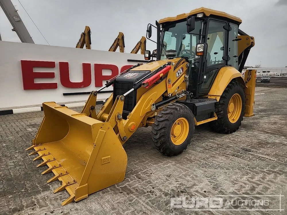 Unused 2025 CAT 424
