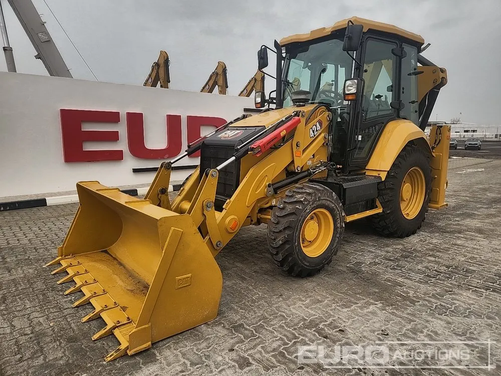 Unused 2025 CAT 424