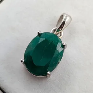 *^2.8 G Certified Silver Emerald gemstone Pendant ($11,687 Appraisal)