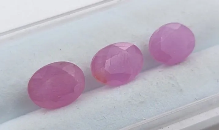 *^7.45 ct Certified Untreated Pink Sapphire gemstone Parcel ($13,410 Appraisal)
