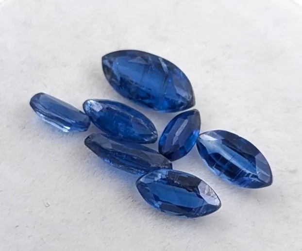 *^5.06 ct Certified Blue Kyanite gemstone parcel ($2,910 Appraisal)