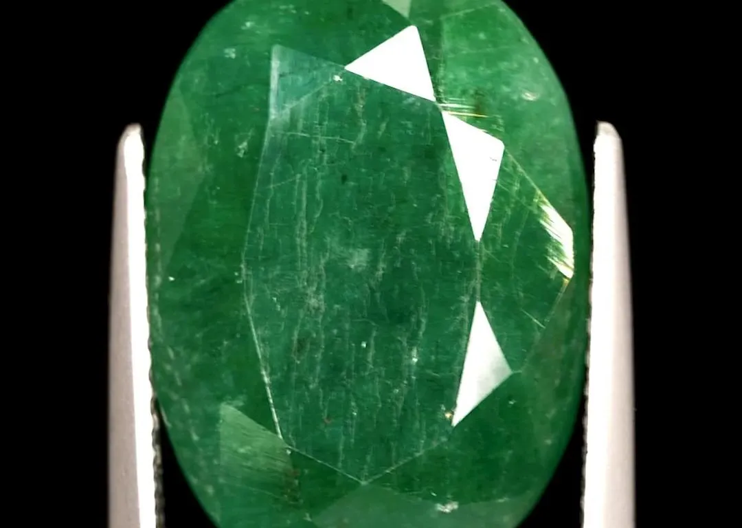 *^11.2 ct Certified Emerald gemstone ($8,600 Appraisal)