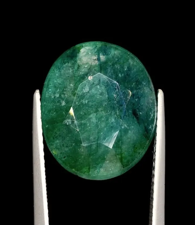 *^10.29 ct Certified Emerald gemstone ($9,050 Appraisal)