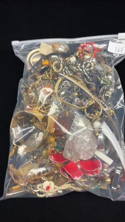 MISC COSTUME JEWELRY