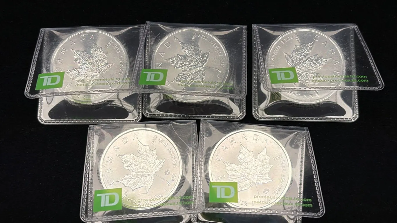 5 $5 CANADA .999 SILVER COINS