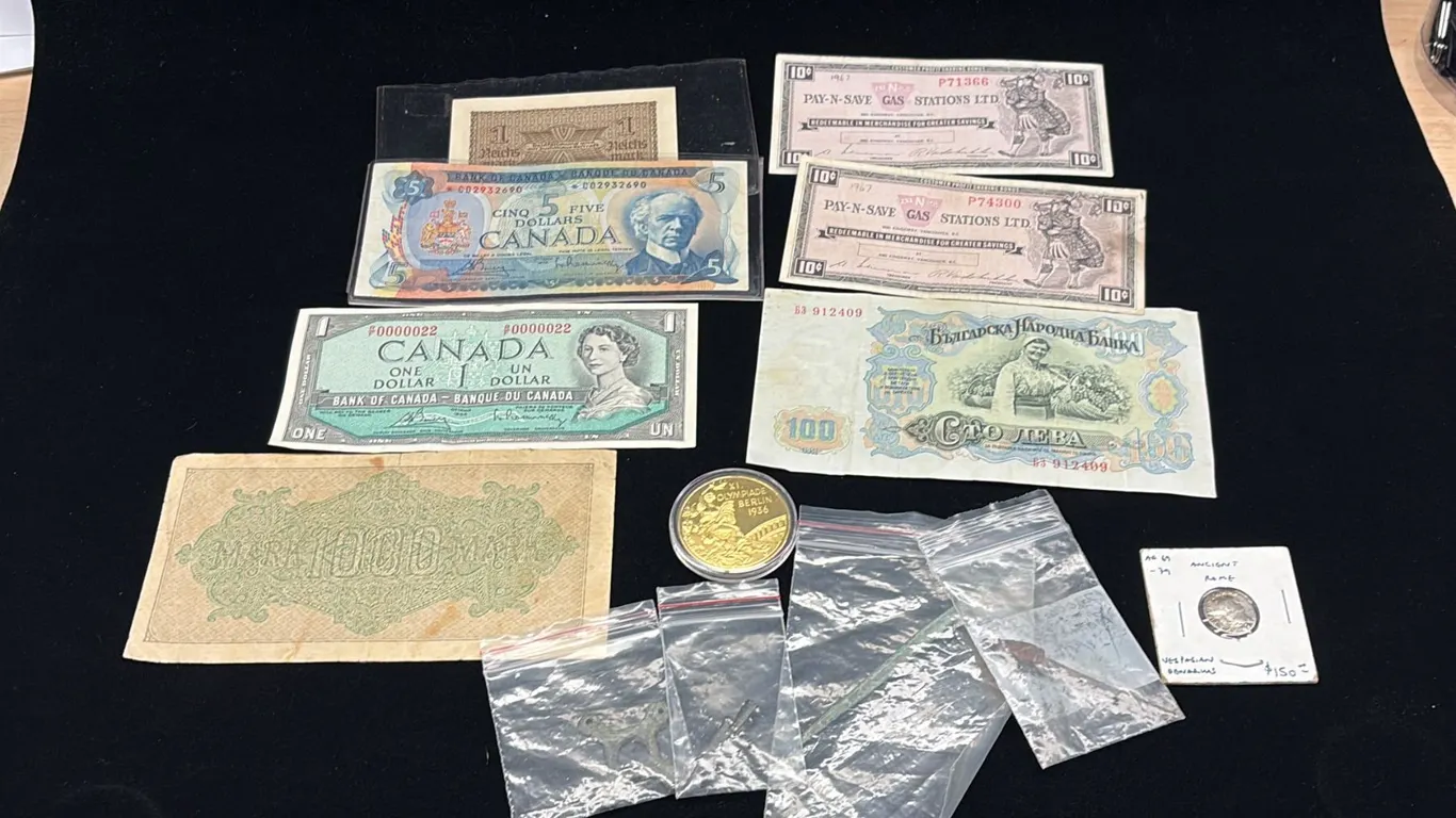 CANADA & WORLD COINS, BILLS AND COLLECTABLES