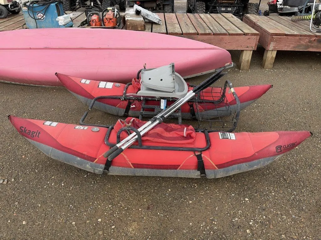 Skagit Pontoon Boat & Oars - 8 Ft