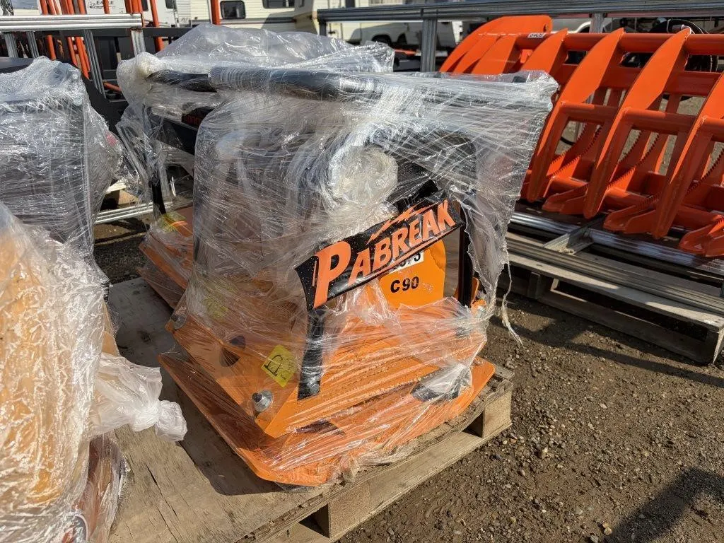 One 2026 Unused Pabreak C90 Plate Compactor