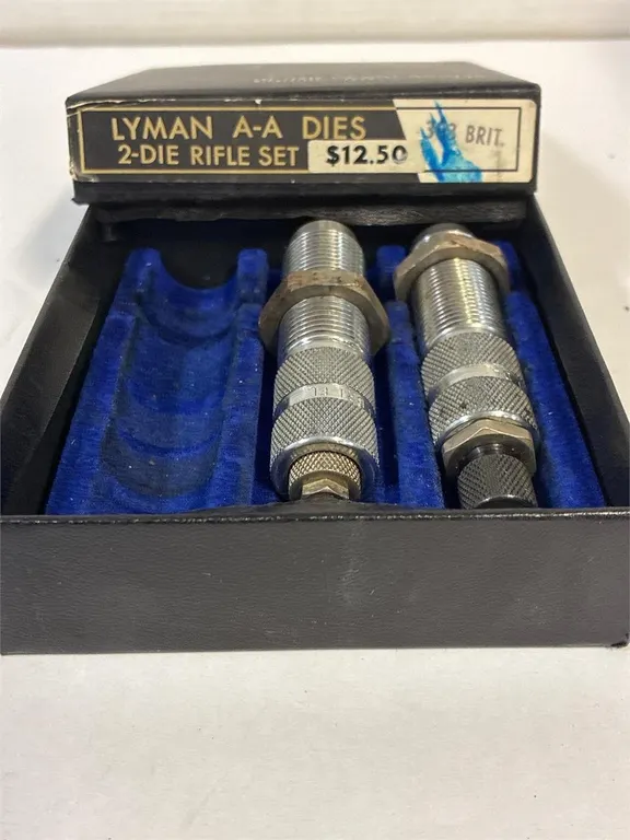 Lyman 303 British reloading dies.