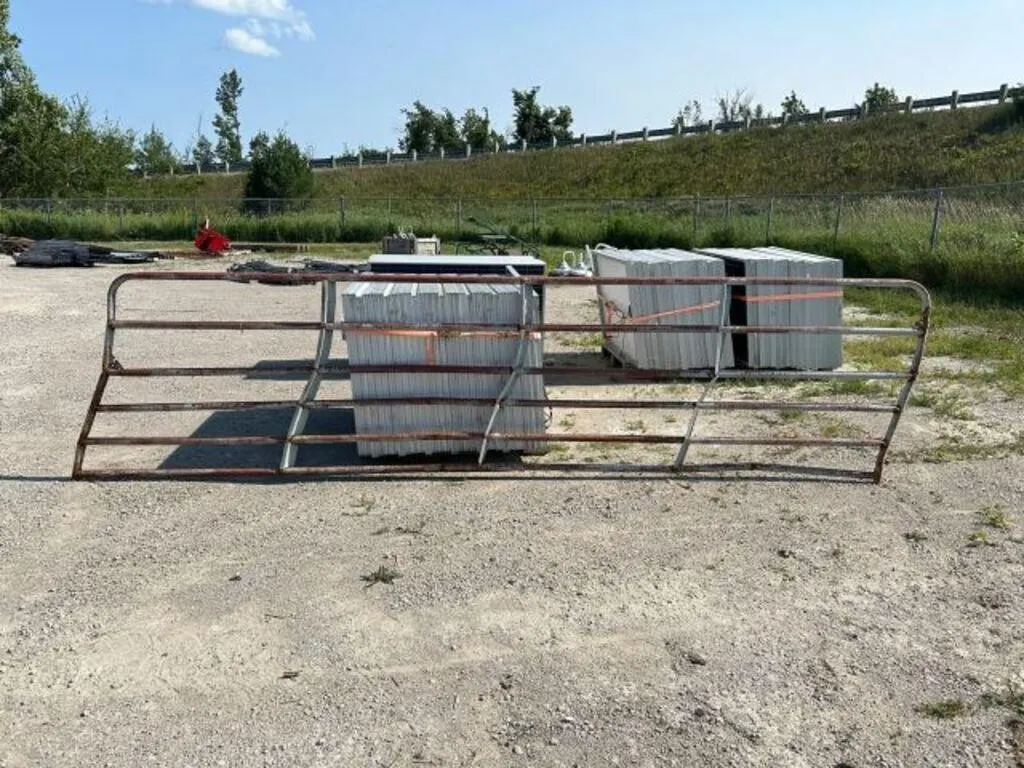 189 In. x 46 In. Farm Gate
