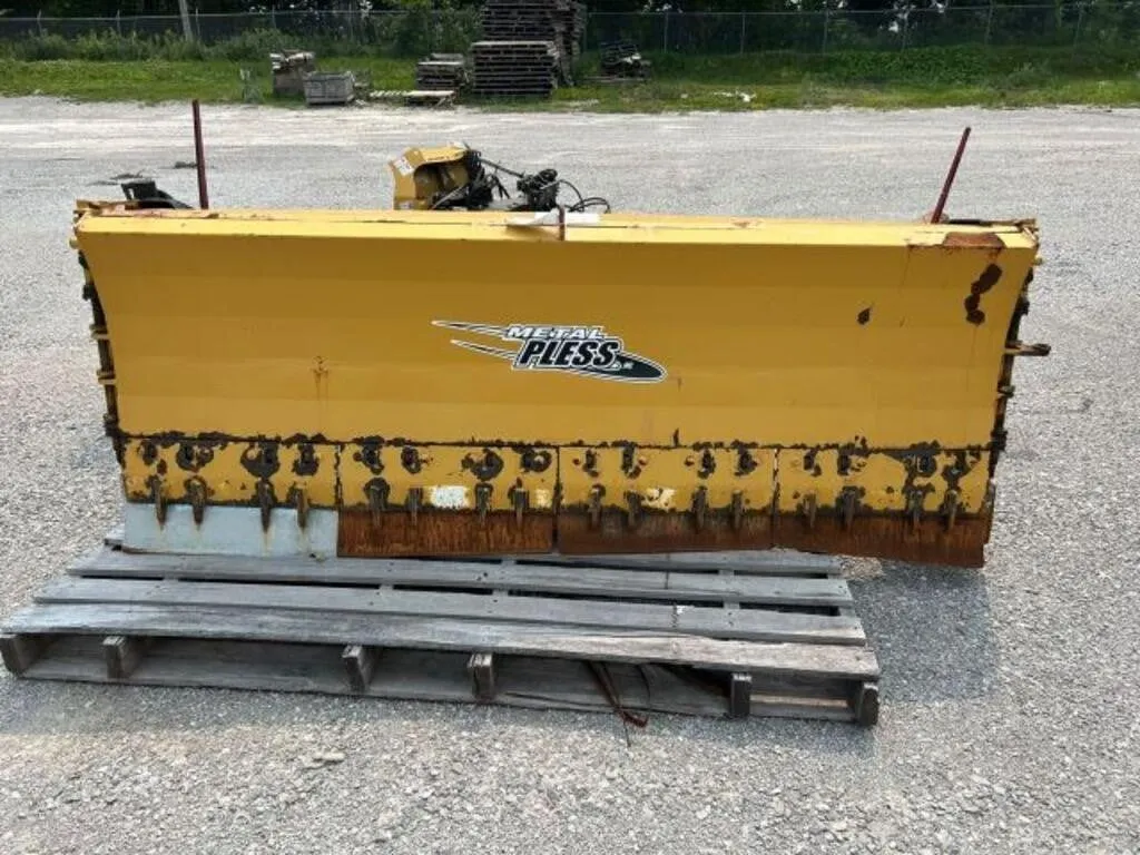 Metal Pless 8 Ft - 13 Ft Snow Pusher AGH0830-13LE-