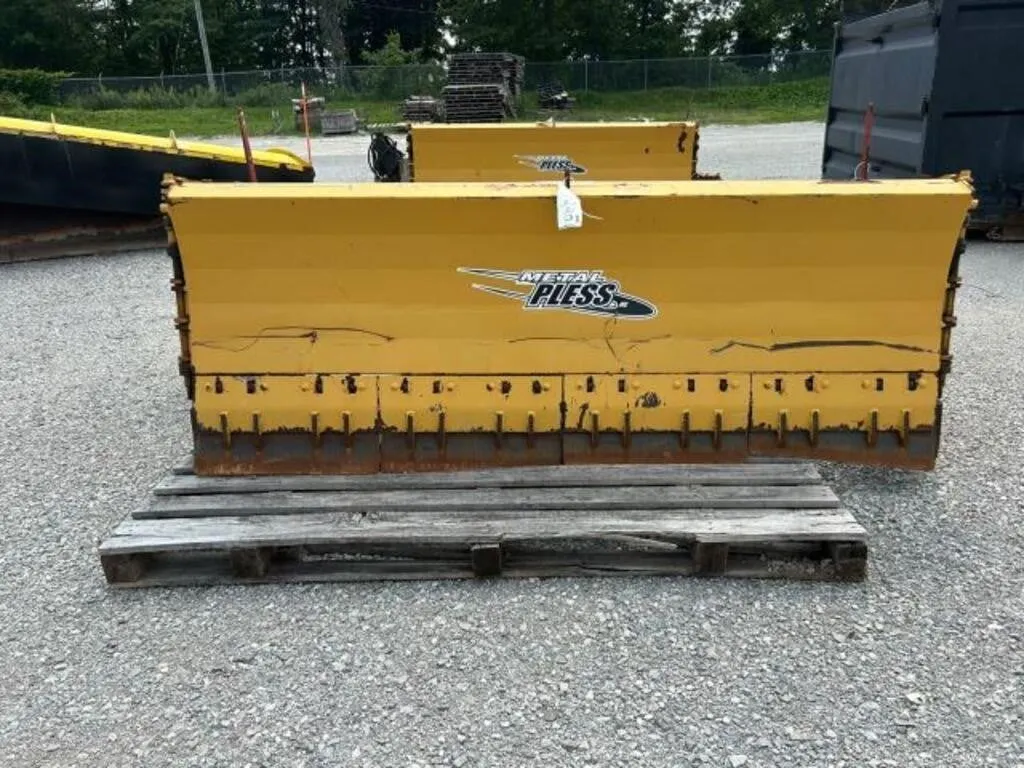 Metal Pless 8 Ft - 13 Ft Snow Pusher AGH0830-13LE-
