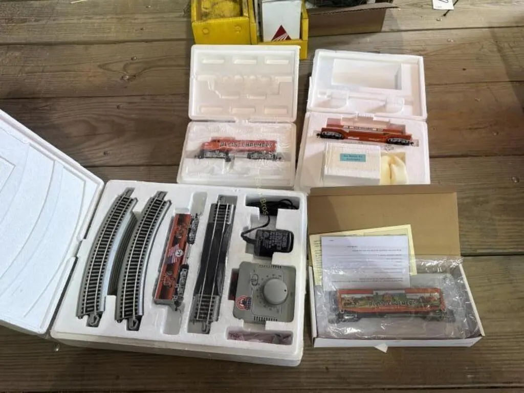 Allis Chalmers Bradford Exchange 4-Piece HO Train