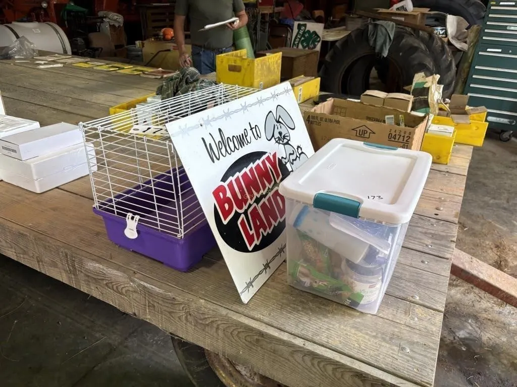 Kaytee Rabbit Cage, Bunny Land Sign, Rabbit Food,
