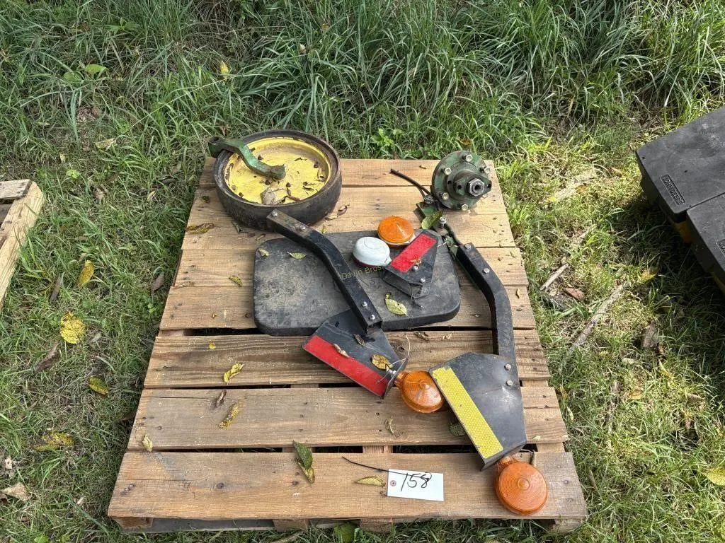 Pallet Misc John Deere Planter Parts