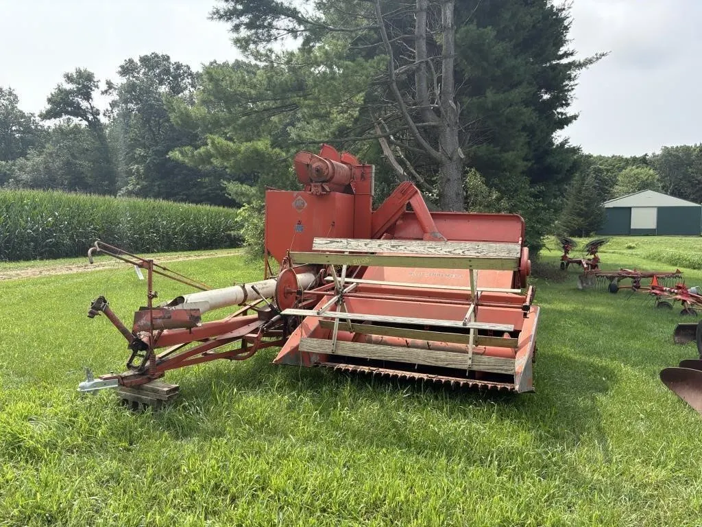 Allis Chalmers Model 72 All-Crop Harvestor
