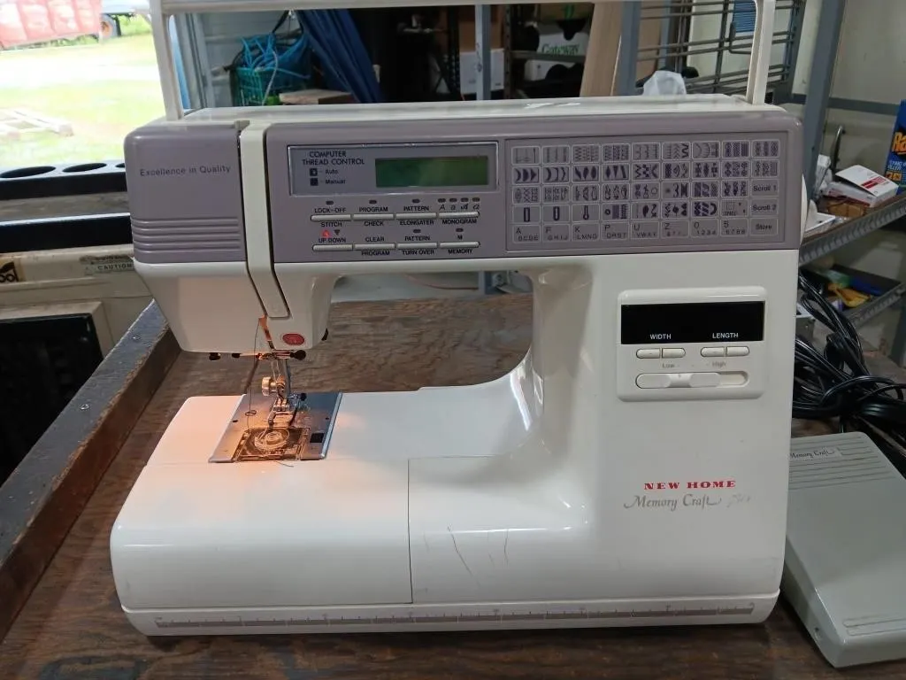 New Home Memory Craft 7500 Sewing Machine.