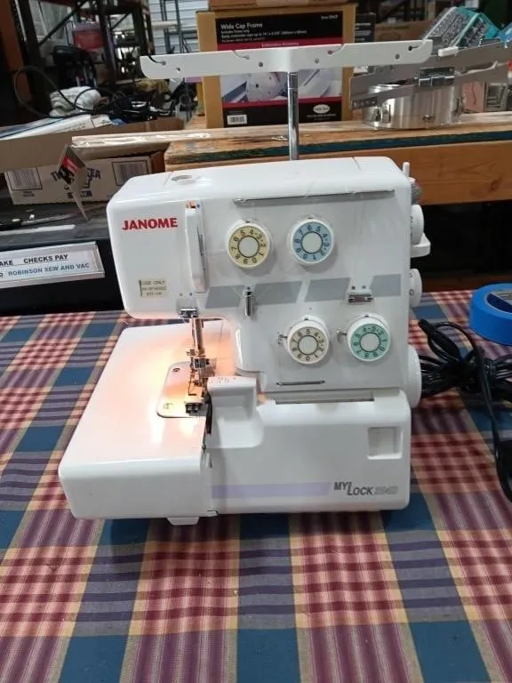 Janome My Lock 204D Serger Machine. Tested.