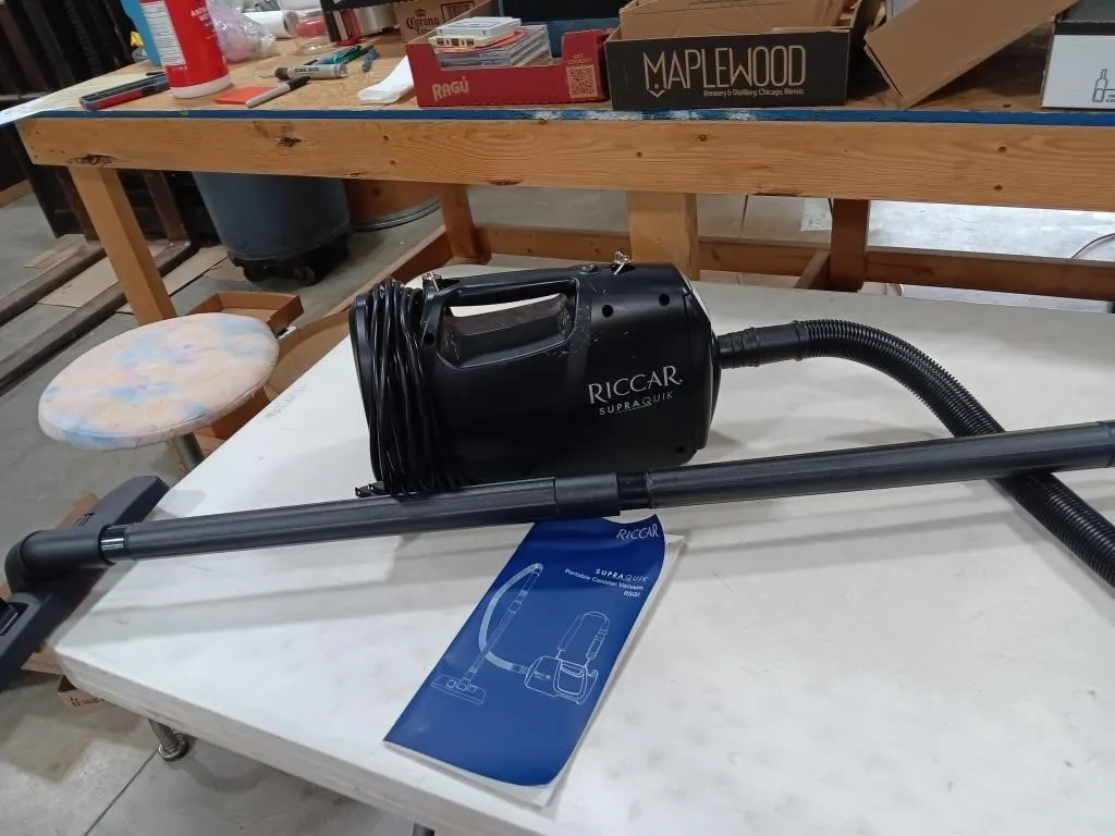RICCAR SUPRA QUIK portable canister vacuum, e1